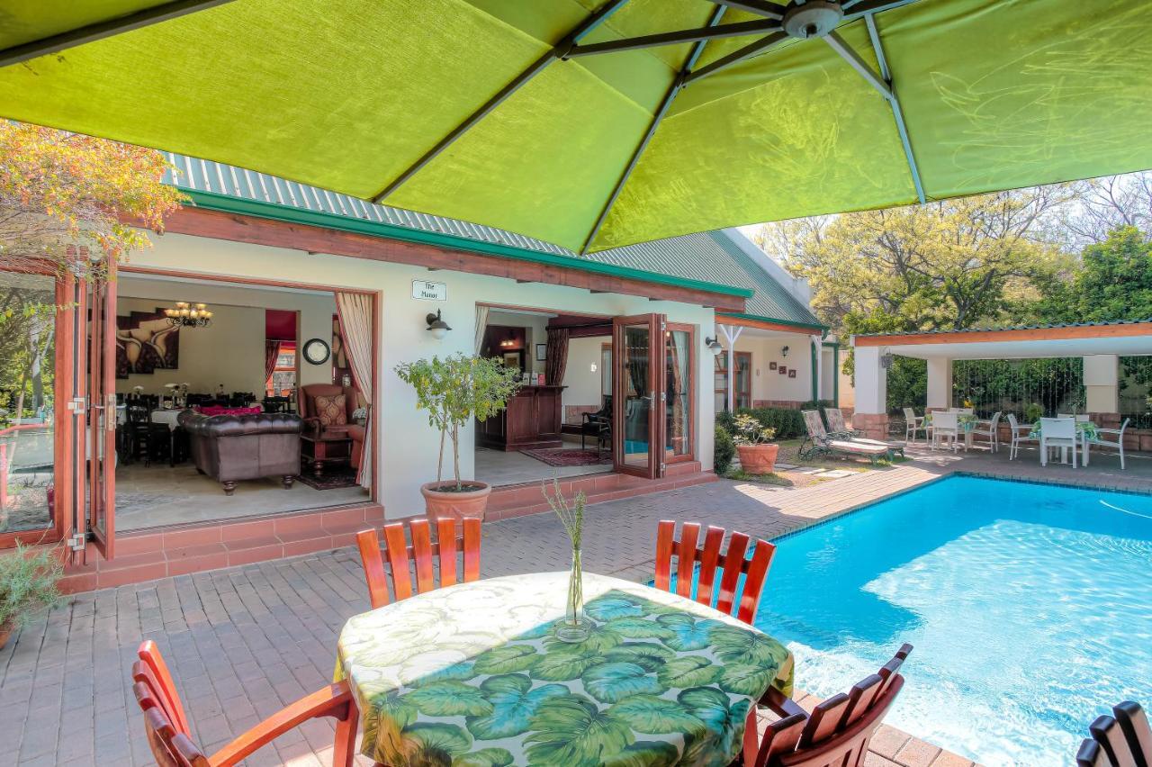 Sunninghill Guest Lodges Johannesburg Exterior foto